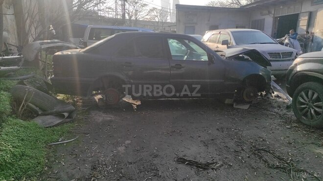 Mercedes C 180 1998, 490,000 km - 1.8 л - Bakı