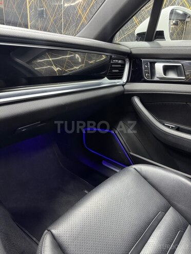 Porsche Panamera 2017, 44,000 km - 3.0 l - Bakı