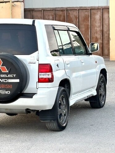 Mitsubishi Pajero io 2000, 268,166 km - 2.0 l - Bakı