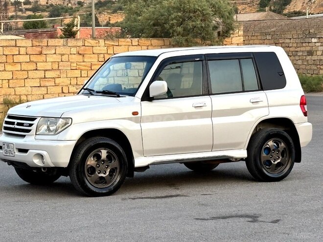 Mitsubishi Pajero io 2000, 268,166 km - 2.0 l - Bakı