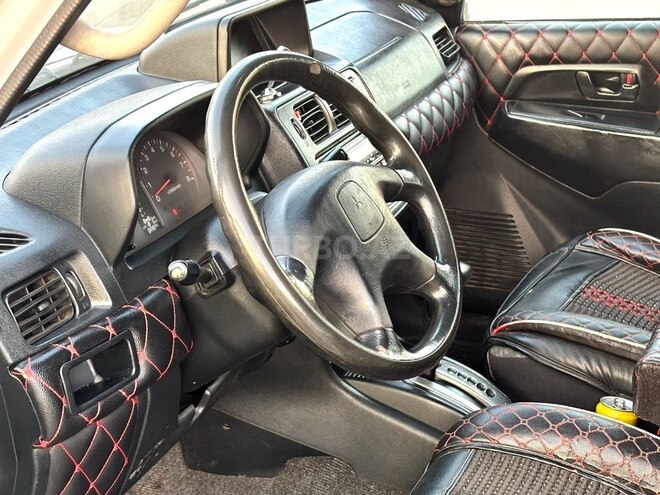 Mitsubishi Pajero io 2000, 268,166 km - 2.0 l - Bakı