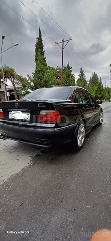 BMW 323 1995, 316,000 km - 2.5 l - Zaqatala