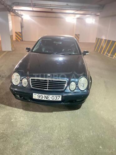 Mercedes  2000, 300,000 km - 2.3 l - Bakı