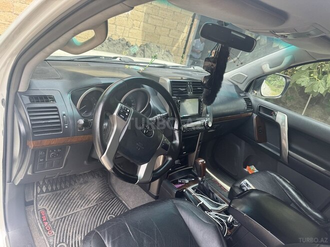 Toyota Land Cruiser Prado 2010, 170,000 km - 2.7 л - Bakı