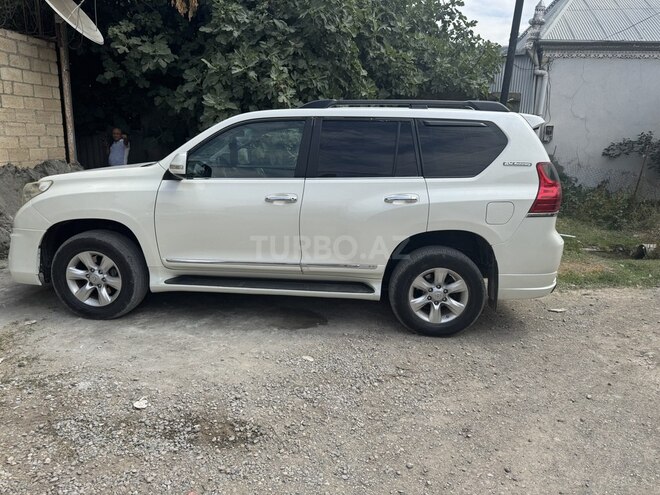 Toyota Land Cruiser Prado 2010, 170,000 km - 2.7 л - Bakı