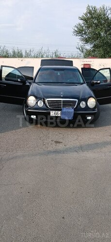 Mercedes E 240 1999, 421,848 km - 2.4 l - Mingəçevir