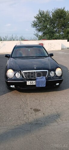 Mercedes E 240 1999, 421,848 km - 2.4 l - Mingəçevir