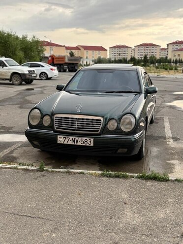 Mercedes E 230 1996, 598,000 km - 2.3 l - Sumqayıt