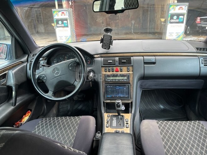 Mercedes E 230 1996, 300,000 km - 2.3 l - Bakı
