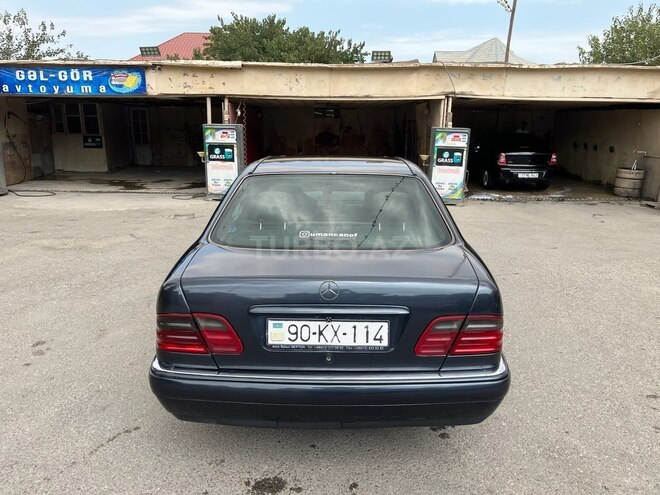 Mercedes E 230 1996, 300,000 km - 2.3 l - Bakı