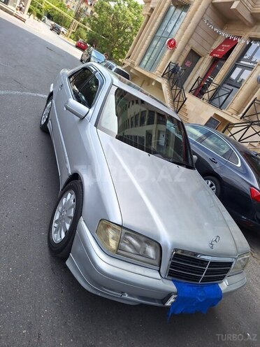Mercedes C 230 2000, 340,000 km - 2.3 л - Bakı