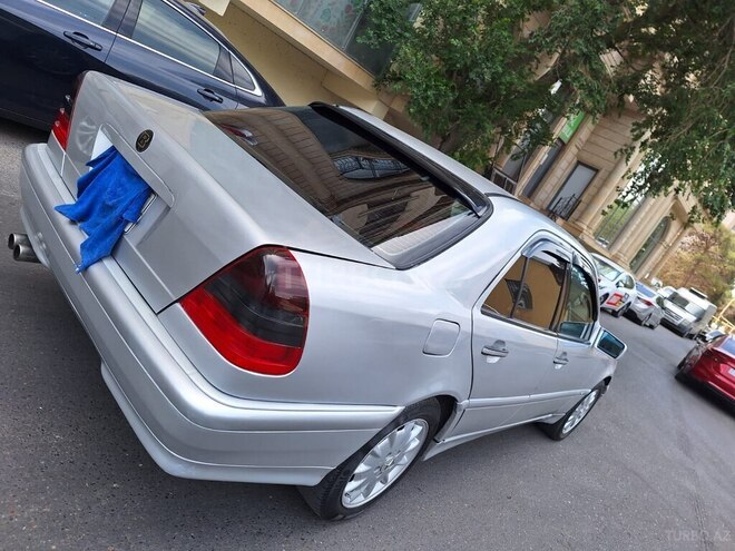 Mercedes C 230 2000, 340,000 km - 2.3 л - Bakı