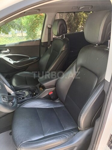 Hyundai Grand Santa Fe 2014, 156,000 km - 3.3 l - Salyan