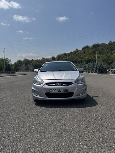 Hyundai Accent 2012, 223,500 km - 1.6 l - Şəki