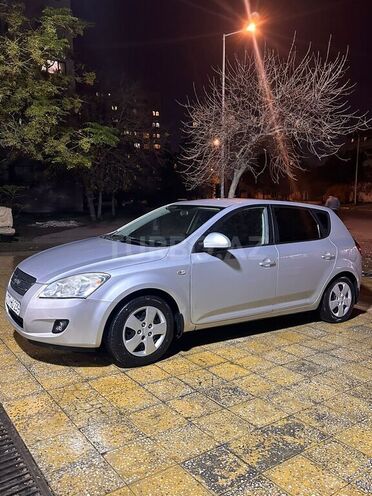 Kia Ceed 2008, 396,000 km - 1.6 л - Bakı
