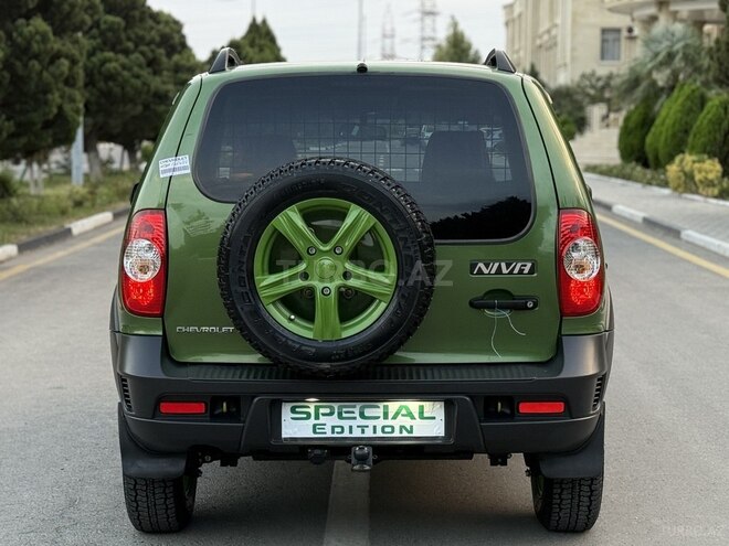 Chevrolet Niva 2016, 37,000 km - 1.7 л - Bakı