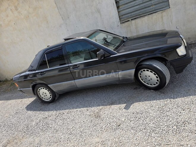 Mercedes 190 1990, 250,000 km - 2.0 l - Göyçay