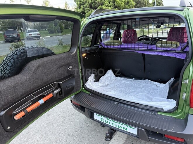 Chevrolet Niva 2016, 37,000 km - 1.7 л - Bakı