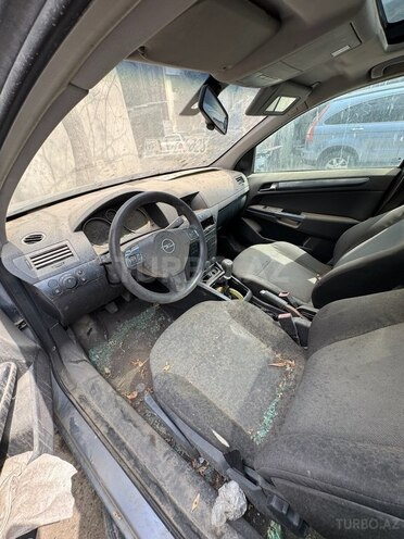 Opel Astra 2005, 150,000 km - 1.4 l - Bakı