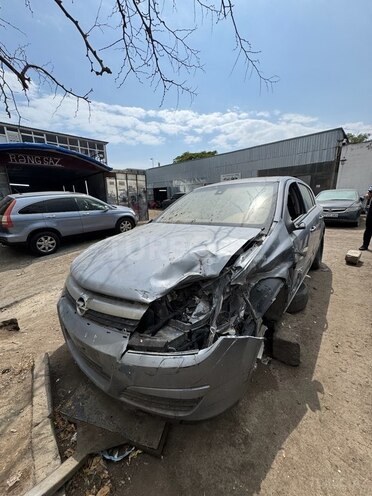 Opel Astra 2005, 150,000 km - 1.4 l - Bakı