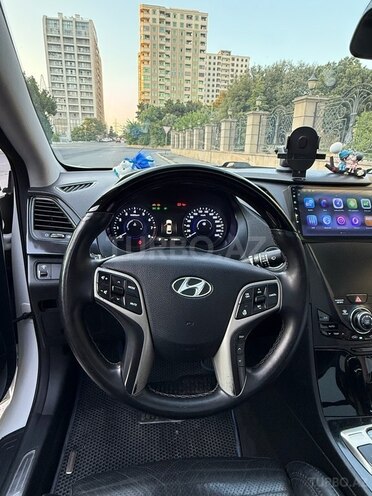 Hyundai Grandeur 2014, 178,000 km - 2.4 л - Bakı