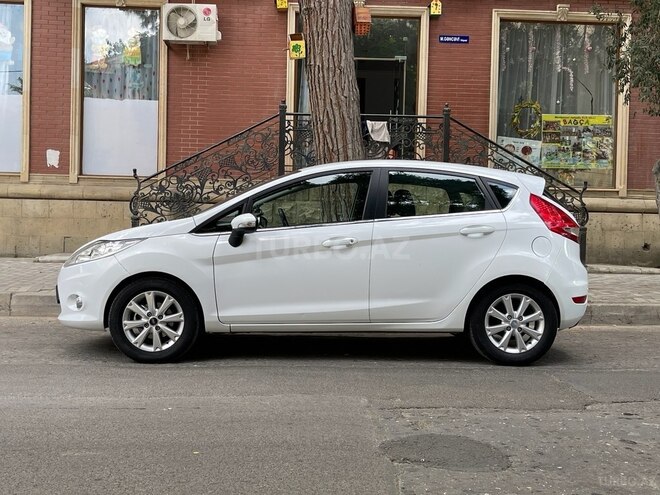 Ford Fiesta 2009, 112,915 km - 1.4 l - Bakı