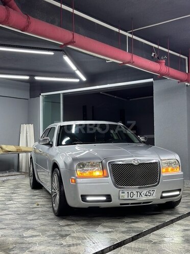Chrysler 300C 2004, 277,000 km - 2.7 l - Xırdalan