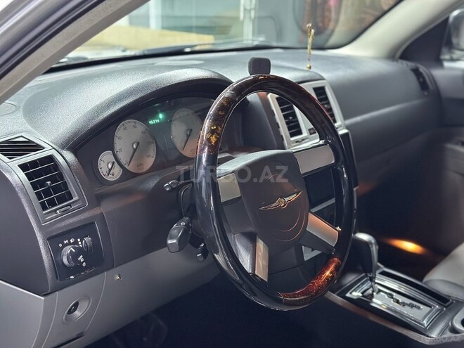 Chrysler 300C 2004, 277,000 km - 2.7 l - Xırdalan