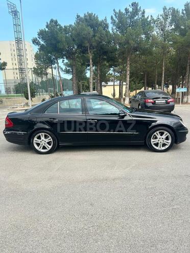Mercedes E 220 2006, 418,000 km - 2.2 l - Bakı