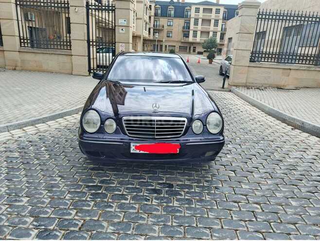 Mercedes E 240 2000, 250,000 km - 2.4 л - Bakı
