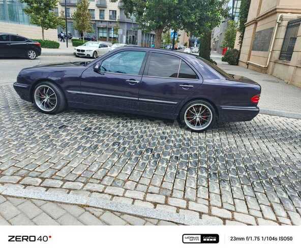 Mercedes E 240 2000, 250,000 km - 2.4 л - Bakı