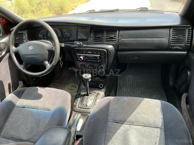Opel Vectra 1996, 156,000 km - 2.0 l - Bakı