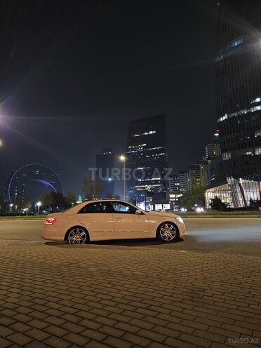 Mercedes E 350 2009, 295,000 km - 3.5 l - Bakı