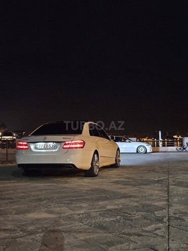 Mercedes E 350 2009, 295,000 km - 3.5 l - Bakı