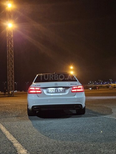 Mercedes E 350 2009, 295,000 km - 3.5 l - Bakı