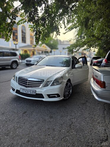 Mercedes E 350 2009, 295,000 km - 3.5 l - Bakı