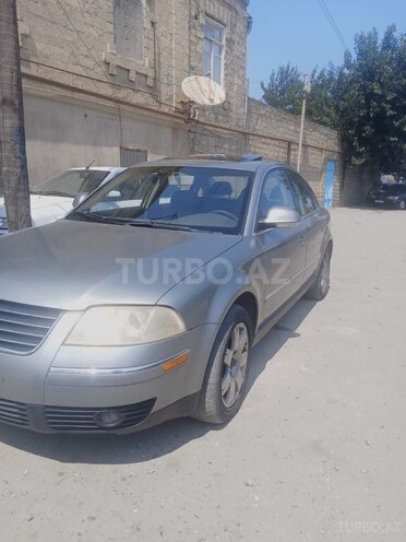 Volkswagen Passat 2004, 320,000 km - 1.8 l - Bakı