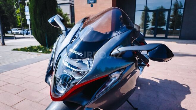 Suzuki GSX 1300 R Hayabusa 2023, 2,100 km - 1.3 l - Bakı
