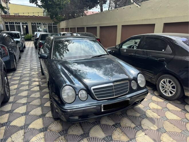 Mercedes E 220 1998, 333,000 km - 2.2 l - Bakı