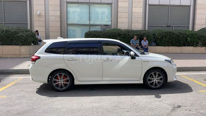 Toyota Corolla Fielder 2016, 136,600 km - 1.5 l - Bakı