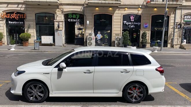 Toyota Corolla Fielder 2016, 136,600 km - 1.5 l - Bakı