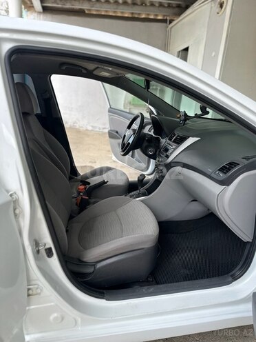Hyundai Accent 2016, 147,000 km - 1.6 l - Lənkəran