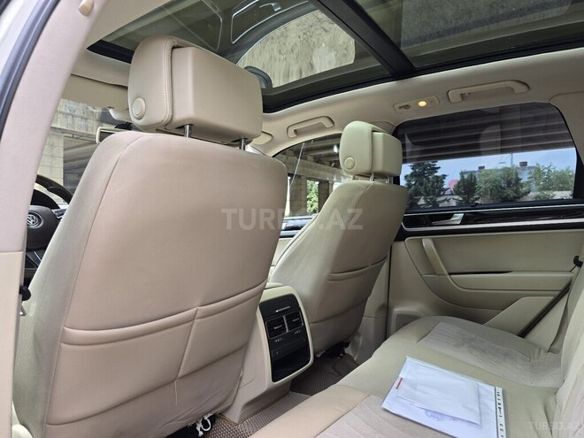 Volkswagen Touareg 2010, 197,800 km - 3.6 л - Bakı