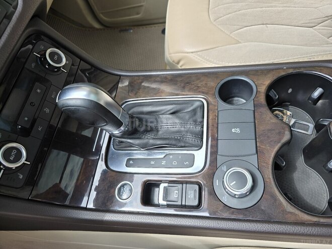 Volkswagen Touareg 2010, 197,800 km - 3.6 л - Bakı