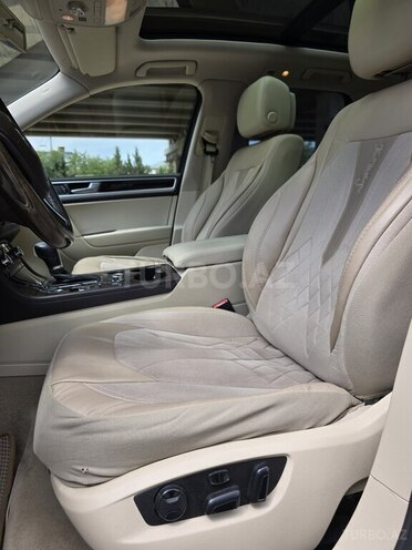 Volkswagen Touareg 2010, 197,800 km - 3.6 л - Bakı