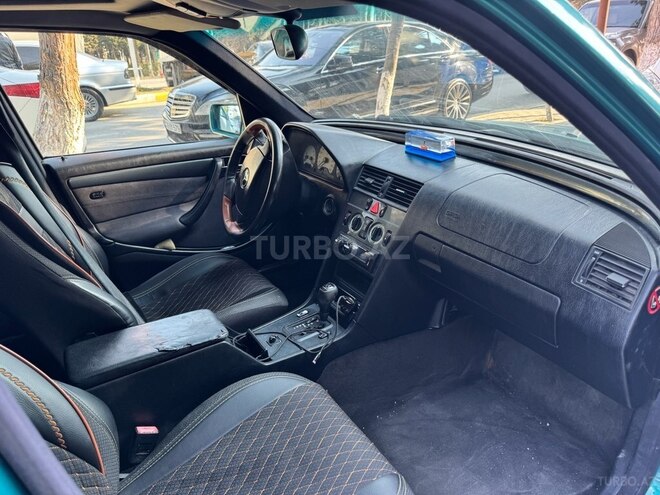 Mercedes C 200 1998, 333,000 km - 2.0 l - Bakı