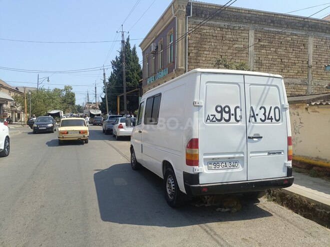 Mercedes Sprinter 313 2003, 561,221 km - 2.2 л - Lənkəran