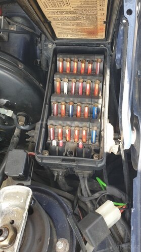 Mercedes E 220 1995, 306,572 km - 2.2 l - Bakı
