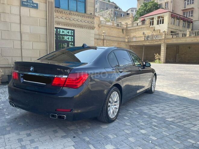 BMW 750 2011, 204,000 km - 4.4 l - Bakı