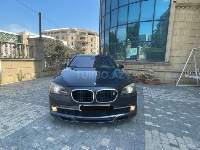 BMW 750 2011, 204,000 km - 4.4 l - Bakı